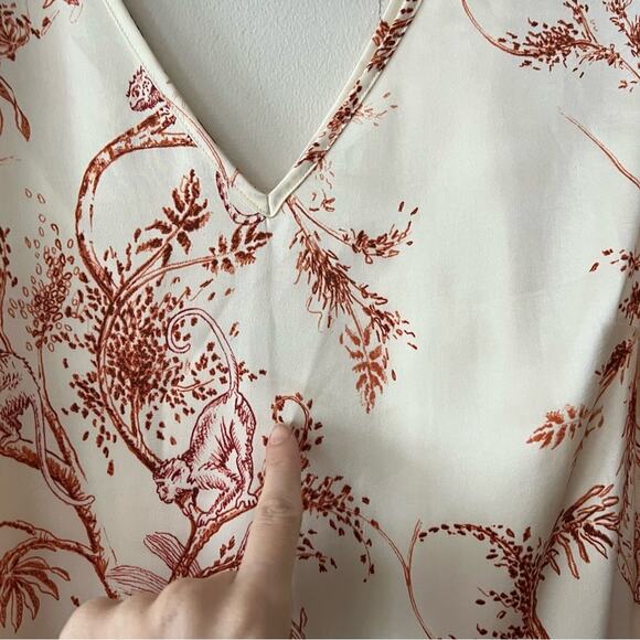 Aritzia Little Moon Brassia Printed Satin Shift Dress - Picture 5 of 8